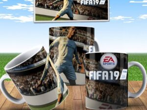 Hrneček s motivem hry Fifa CR7